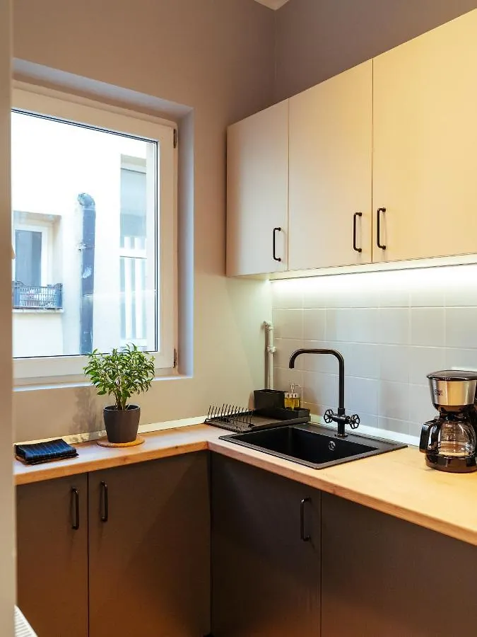 Beautiful Apartment - Top Location - Amazing Balcony 布加勒斯特